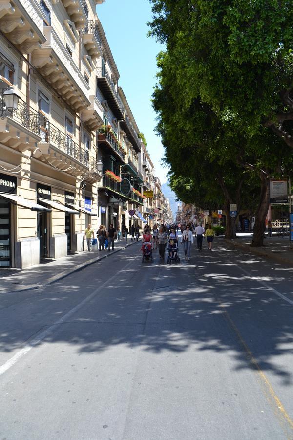 Gran Cancelliere Apartment With Parking Palermo Exterior foto